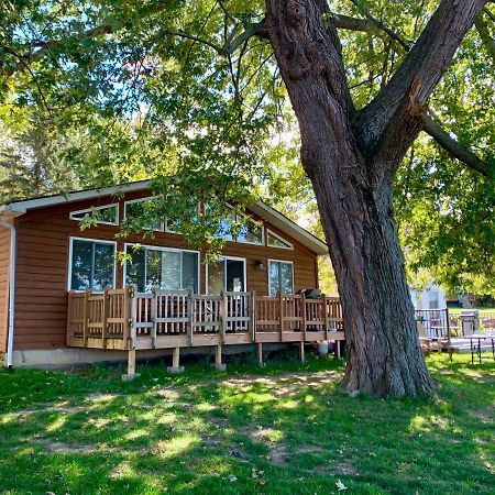 Merland Park Cottages And Motel Picton Exterior foto