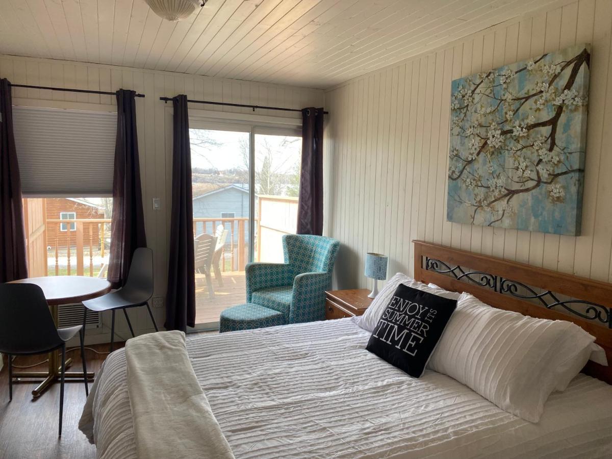 Merland Park Cottages And Motel Picton Exterior foto