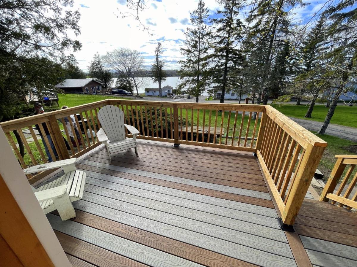 Merland Park Cottages And Motel Picton Exterior foto